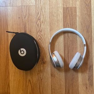 Beats by Dre Solo 3s